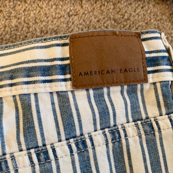American Eagle Stripped Jean Cotton Mom Shorts High Waisted Sz 16 - Picture 5 of 5